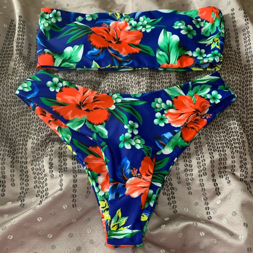 Haute Swimwear Flower Print Bikini Set